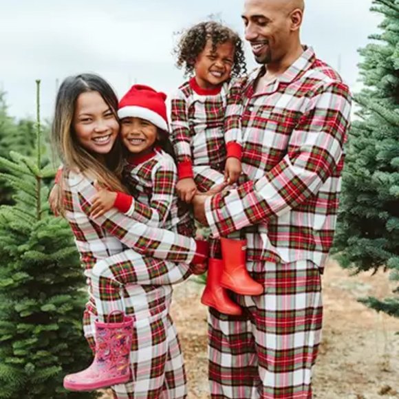 Hanna Andersson Other - Hanna Andersson Adult Unisex Long John Pajama Set in Family Holiday Plaid Size L